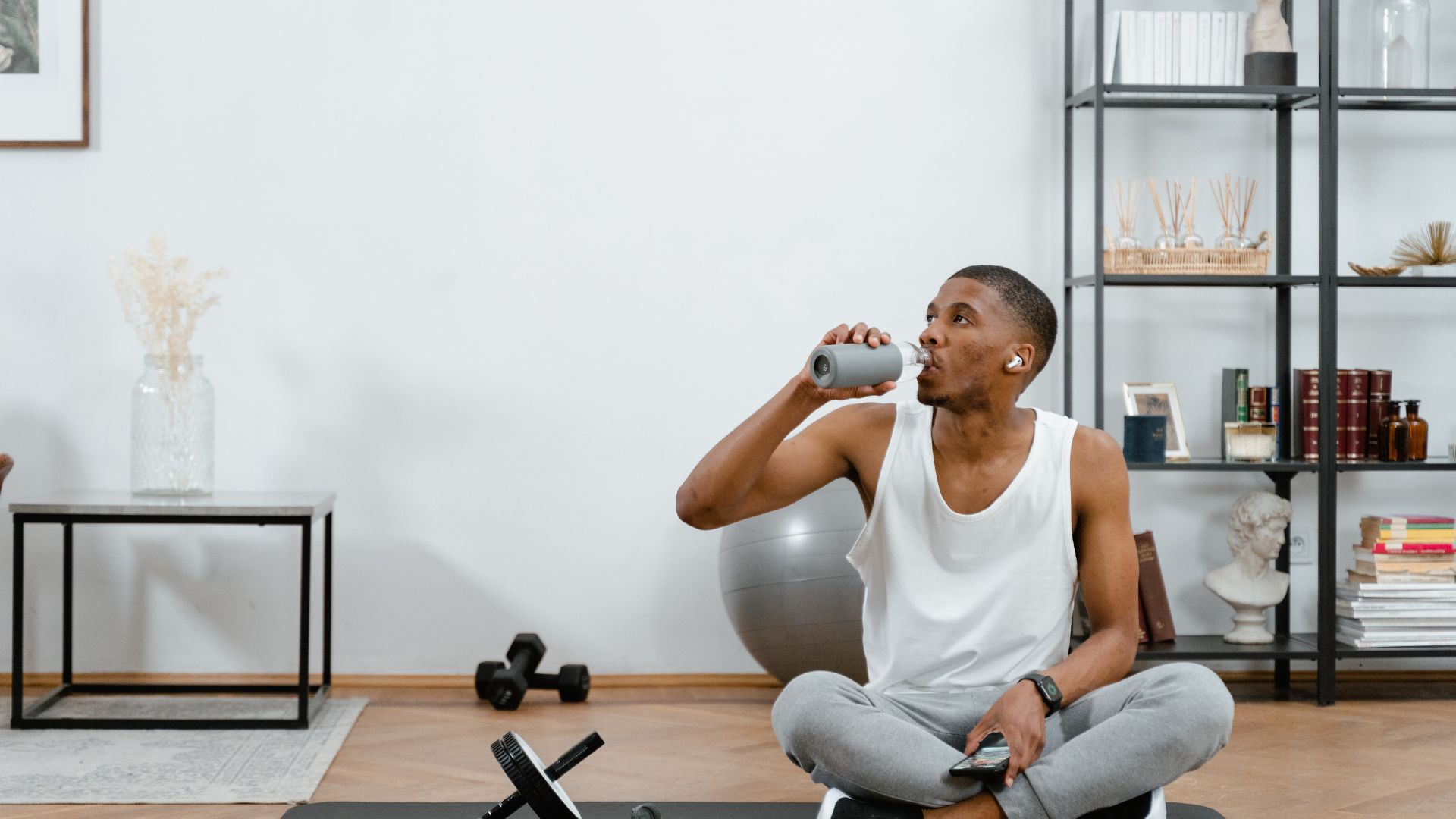 Should You Drink More Water To Gain Power In Squats 