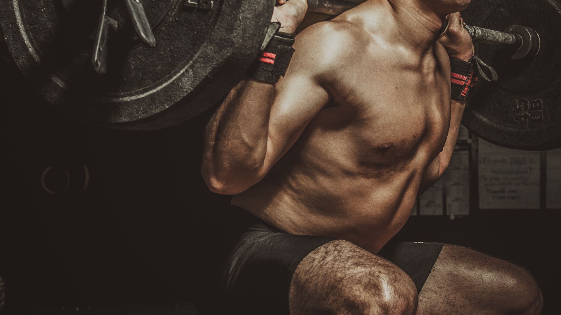 How To Breathe Properly During a Back Squat (Explained) 
