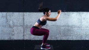 strong-muscular-build-fitness-woman-sporty-clothes-doing-jump-training-...m